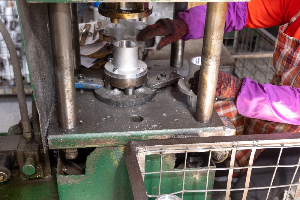 鋁壓鑄成型工藝的主要應(yīng)用領(lǐng)域是什么？